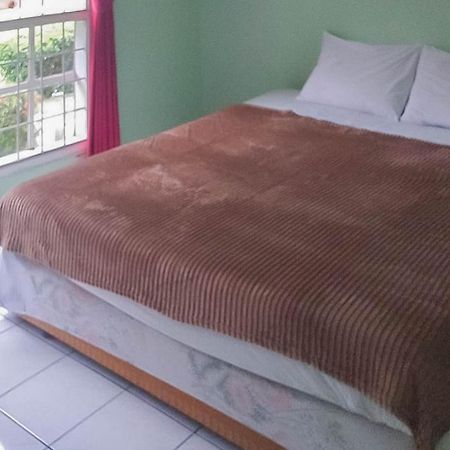 Sangkanurip Villa Getsemani Mitra Reddoorz מראה חיצוני תמונה