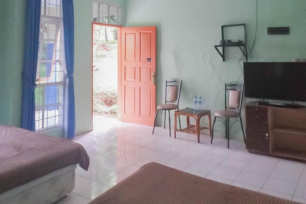 Sangkanurip Villa Getsemani Mitra Reddoorz מראה חיצוני תמונה